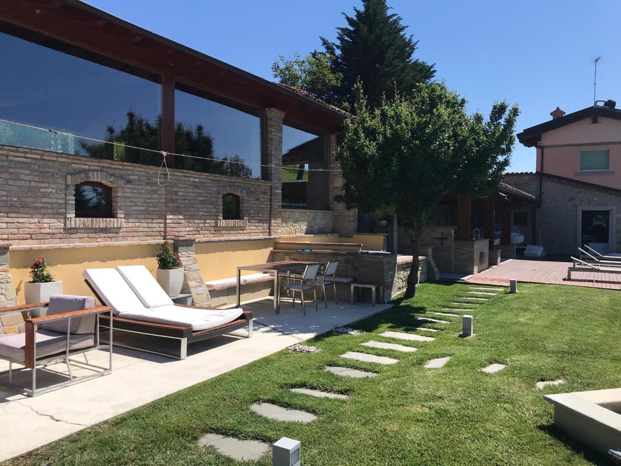 Вилла Agriturismo I Tassoni Павулло-нель-Фриньяно Экстерьер фото